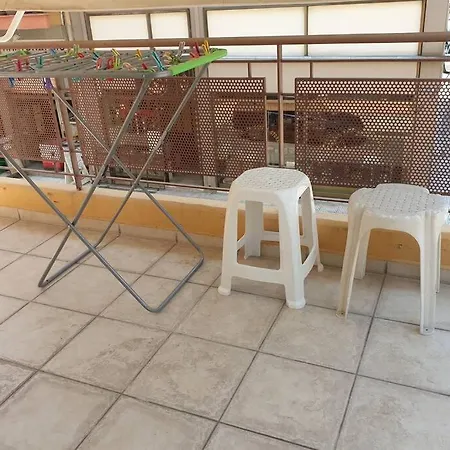 Apartment κεντρικό στούντιο 250m σχεδόν από την παράλια. *