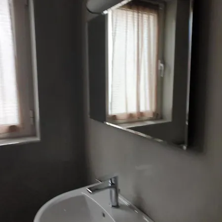 κεντρικό στούντιο 250m σχεδόν από την παράλια. * Vólos