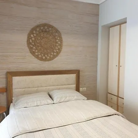 κεντρικό στούντιο 250m σχεδόν από την παράλια. Appartement Vólos