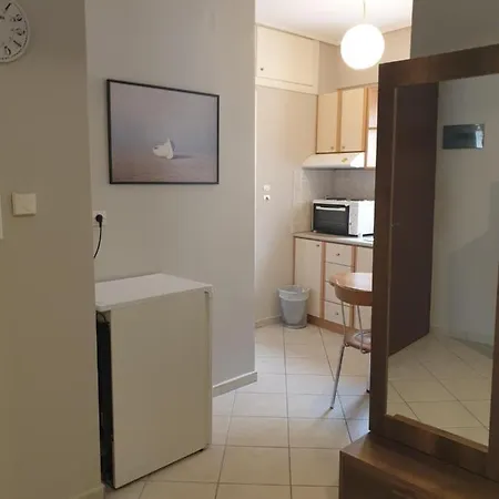 Apartment κεντρικό στούντιο 250m σχεδόν από την παράλια. *