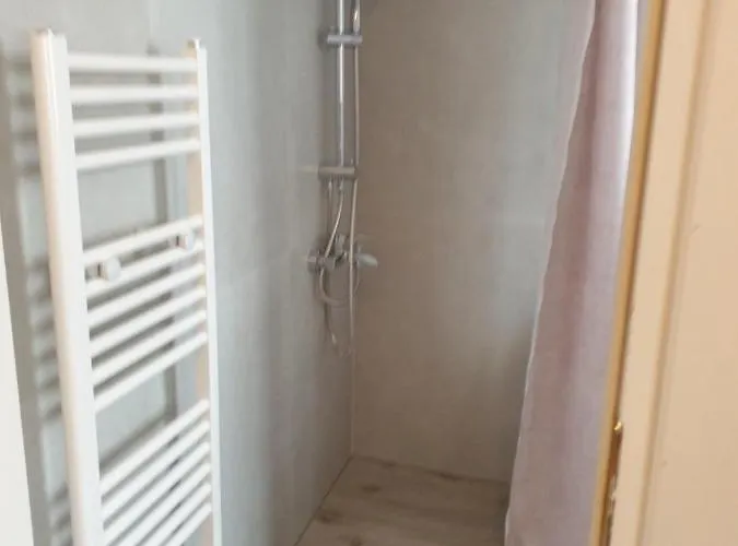 κεντρικό στούντιο 250m σχεδόν από την παράλια. Appartement *